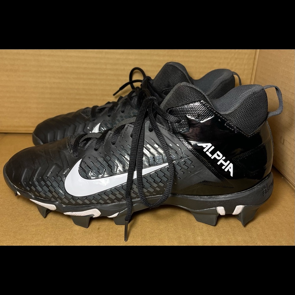 Nike Alpha Shark Football Cleats Mens size 8